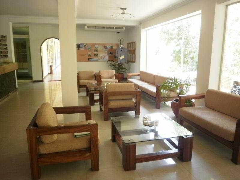 Peacock Beach Hotel Hambantota Exteriér fotografie