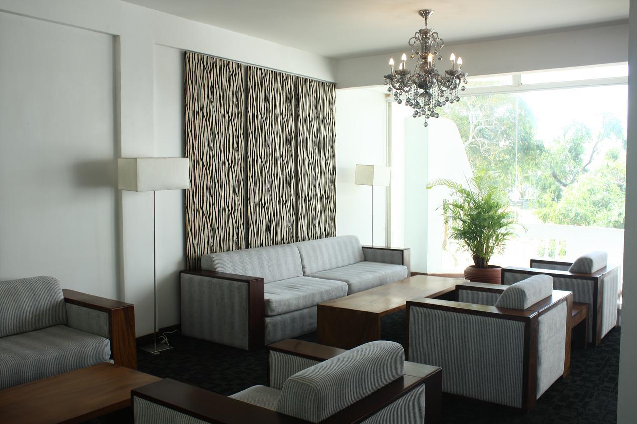 Peacock Beach Hotel Hambantota Exteriér fotografie