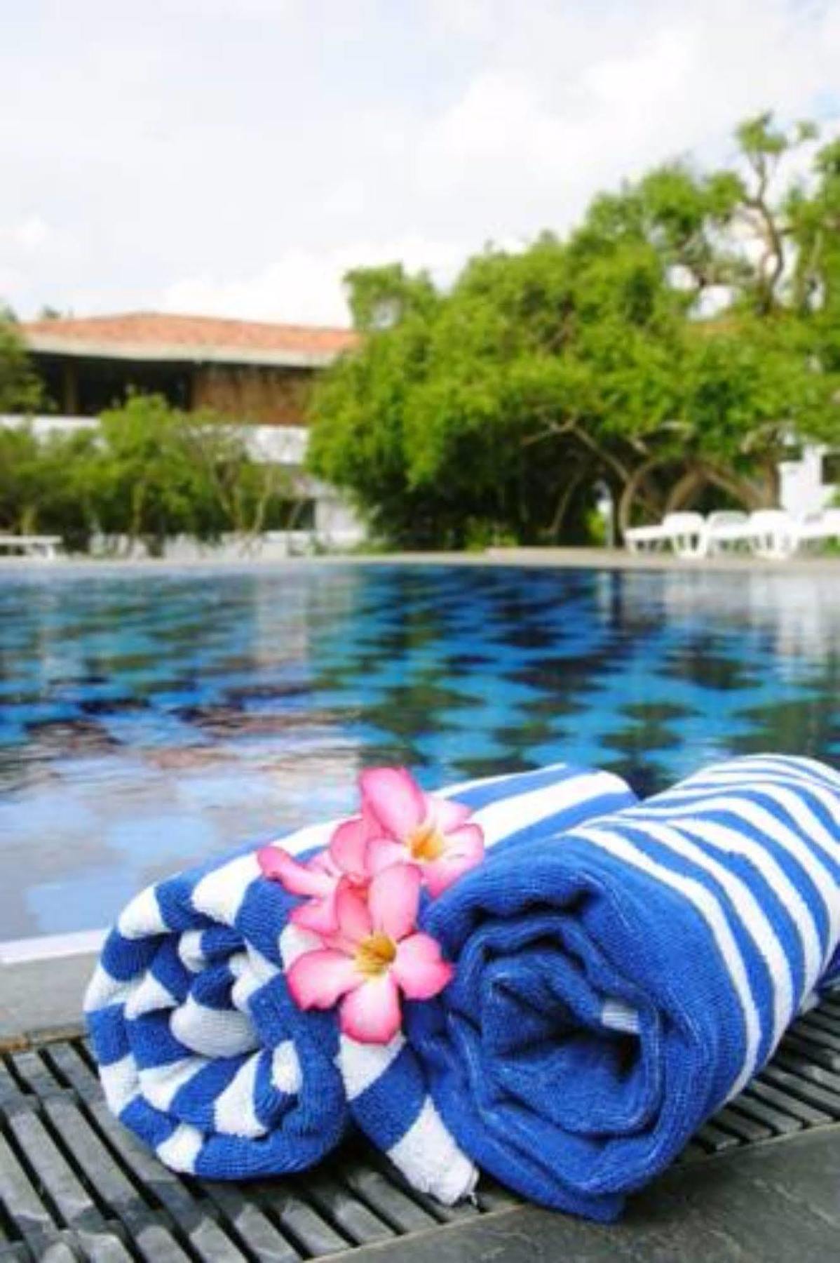 Peacock Beach Hotel Hambantota Exteriér fotografie